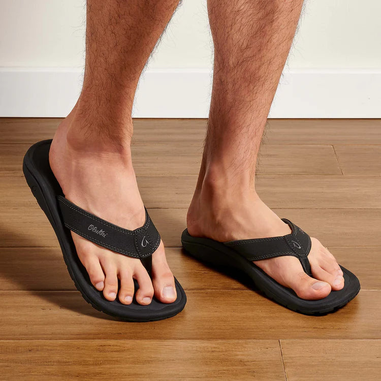 OluKai 'Ohana Men's Beach Sandals