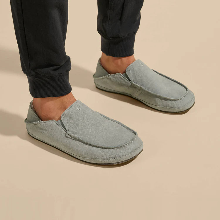 
                      
                        OluKai Moloā Men’s Premium Leather Slippers
                      
                    