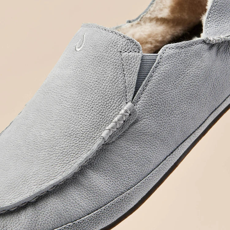
                      
                        OluKai Moloā Men’s Premium Leather Slippers
                      
                    