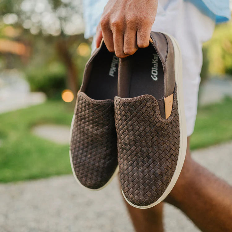 
                      
                        OluKai Lae‘ahi Lauhala Men’s Woven Leather Shoes
                      
                    