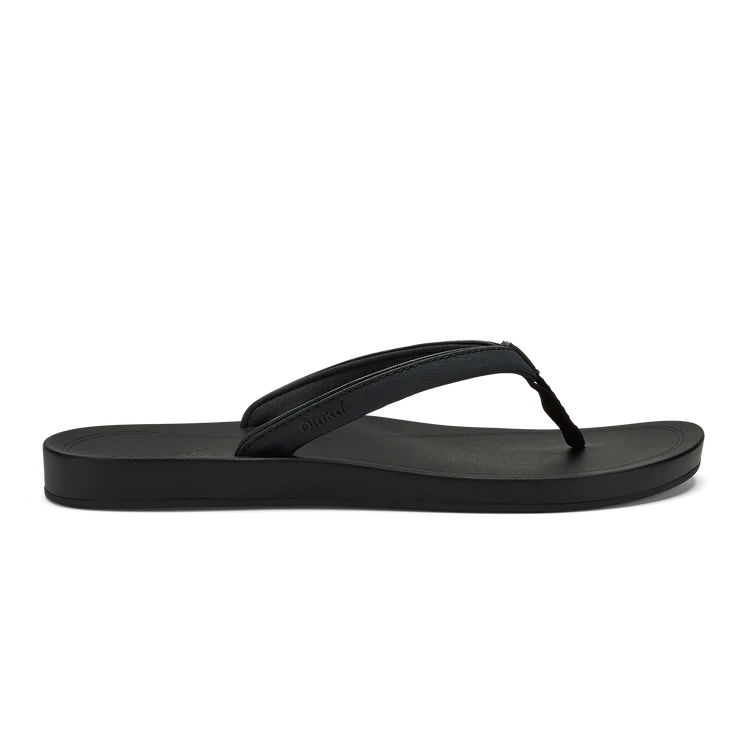 
                      
                        OluKai ‘Uiki Women’s Water-Friendly Beach Sandals
                      
                    