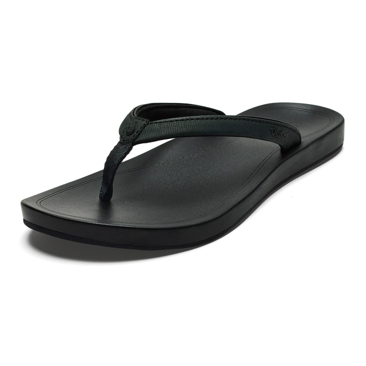 
                      
                        OluKai ‘Uiki Women’s Water-Friendly Beach Sandals
                      
                    